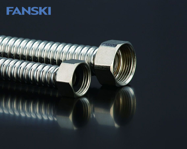 STAINLESS STEEL CORRUGATED HOSE